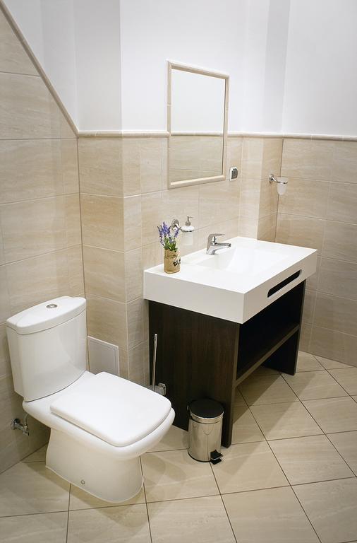 Hotel Mcm Plus Gorzow Wielkopolski Oda fotoğraf